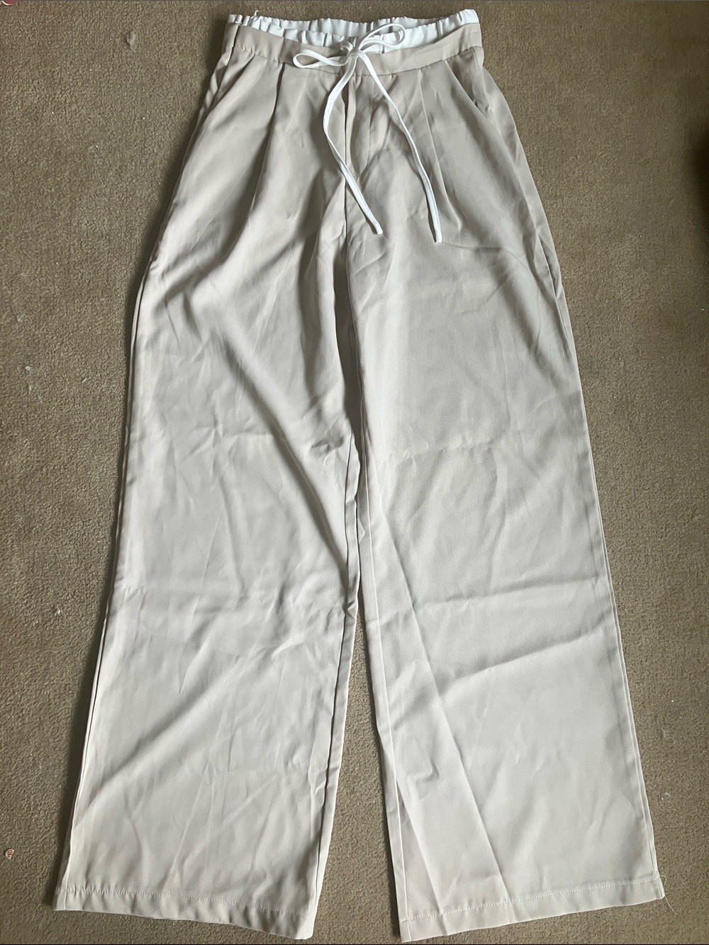 SHEIN Women's Straight Leg Drawstring Pants in Light Beige